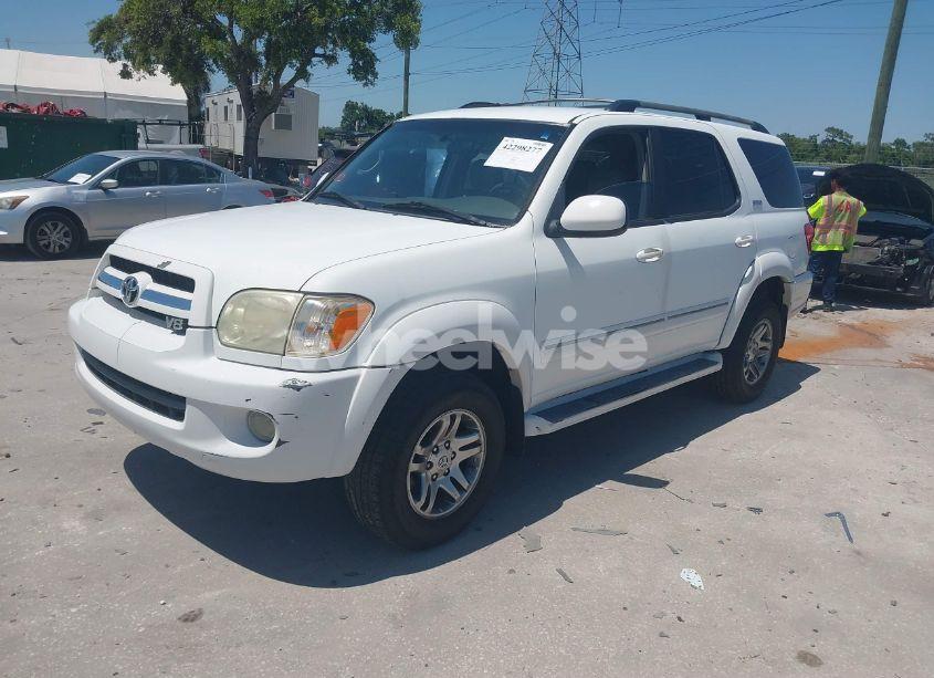 Photo 2 of 2006 Toyota Sequoia SR5 V8 (VIN 5TDZT34A16S275501)