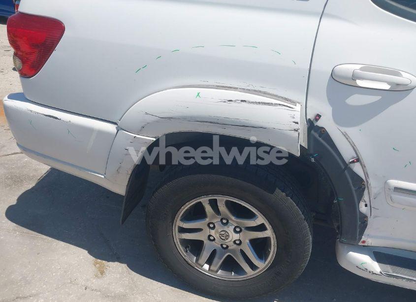 Photo 6 of 2006 Toyota Sequoia SR5 V8 (VIN 5TDZT34A16S275501)