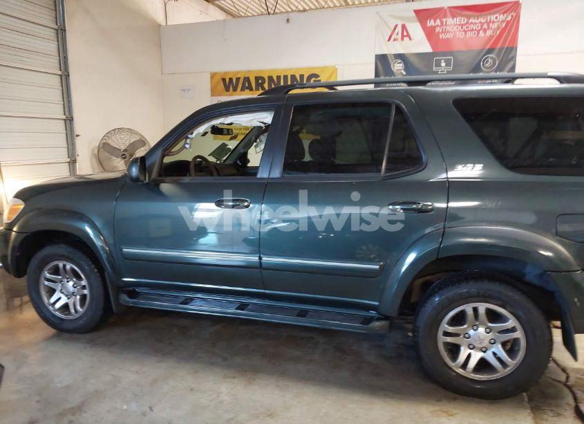 Photo 14 of 2007 Toyota Sequoia SR5 V8 (VIN 5TDZT34A17S297323)