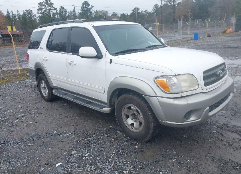 2004 Toyota Sequoia SR5 V8 (VIN 5TDZT34A24S224344) main photo