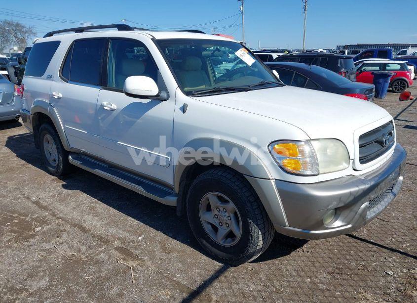 2002 Toyota Sequoia SR5 V8 (VIN 5TDZT34A32S087671) main photo