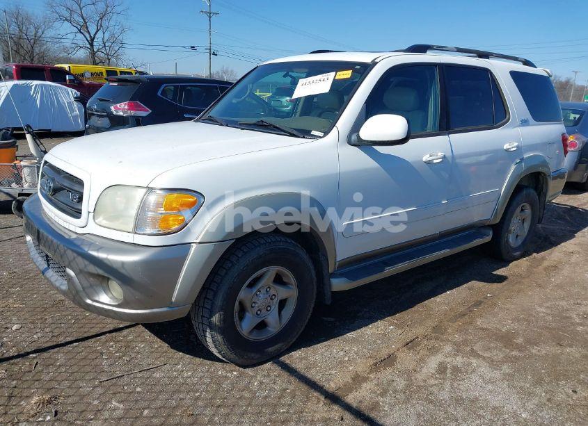 Photo 2 of 2002 Toyota Sequoia SR5 V8 (VIN 5TDZT34A32S087671)