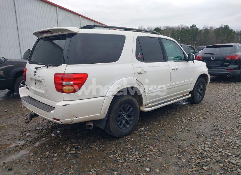 Photo 4 of 2002 Toyota Sequoia SR5 V8 (VIN 5TDZT34A32S134438)