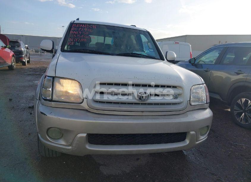 Photo 12 of 2003 Toyota Sequoia SR5 V8 (VIN 5TDZT34A33S147241)