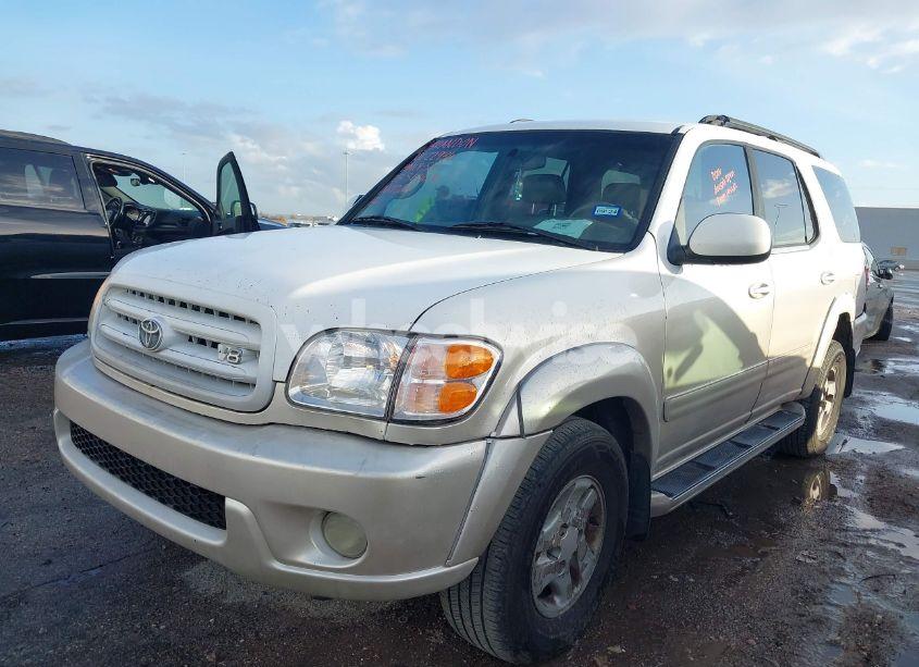 Photo 2 of 2003 Toyota Sequoia SR5 V8 (VIN 5TDZT34A33S147241)