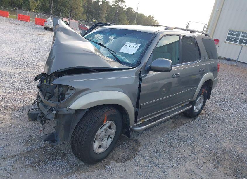 Photo 2 of 2004 Toyota Sequoia SR5 V8 (VIN 5TDZT34A34S215376)