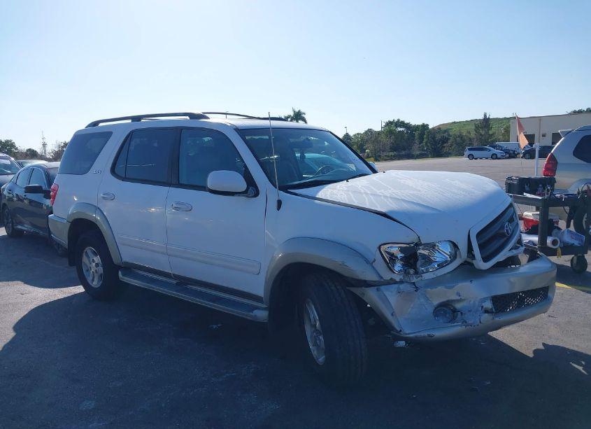 2004 Toyota Sequoia SR5 V8 (VIN 5TDZT34A34S216057) main photo