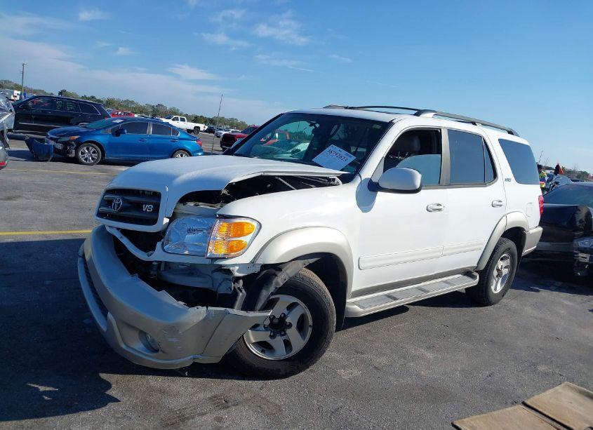 Photo 2 of 2004 Toyota Sequoia SR5 V8 (VIN 5TDZT34A34S216057)