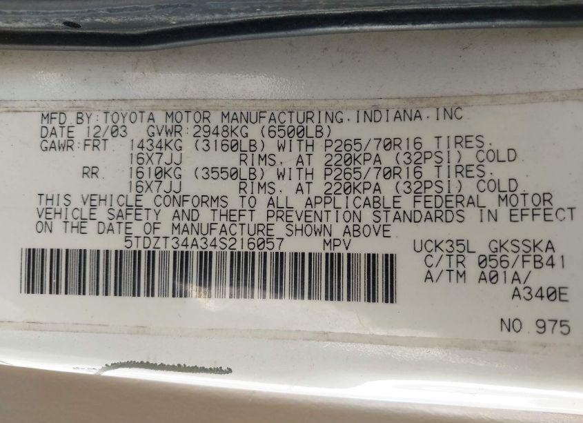 Photo 9 of 2004 Toyota Sequoia SR5 V8 (VIN 5TDZT34A34S216057)