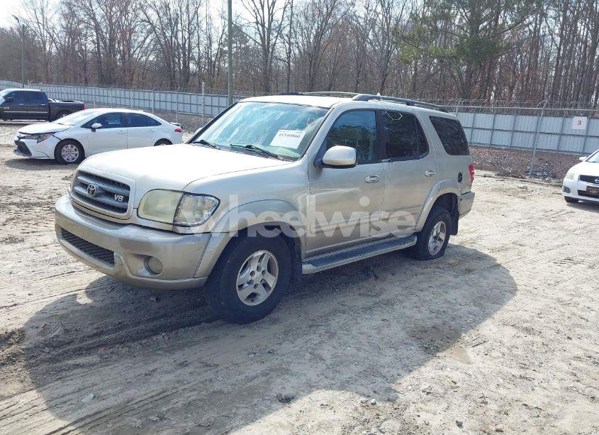 Photo 2 of 2004 Toyota Sequoia SR5 V8 (VIN 5TDZT34A34S219119)