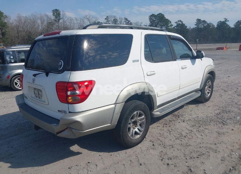 Photo 4 of 2004 Toyota Sequoia SR5 V8 (VIN 5TDZT34A34S227687)