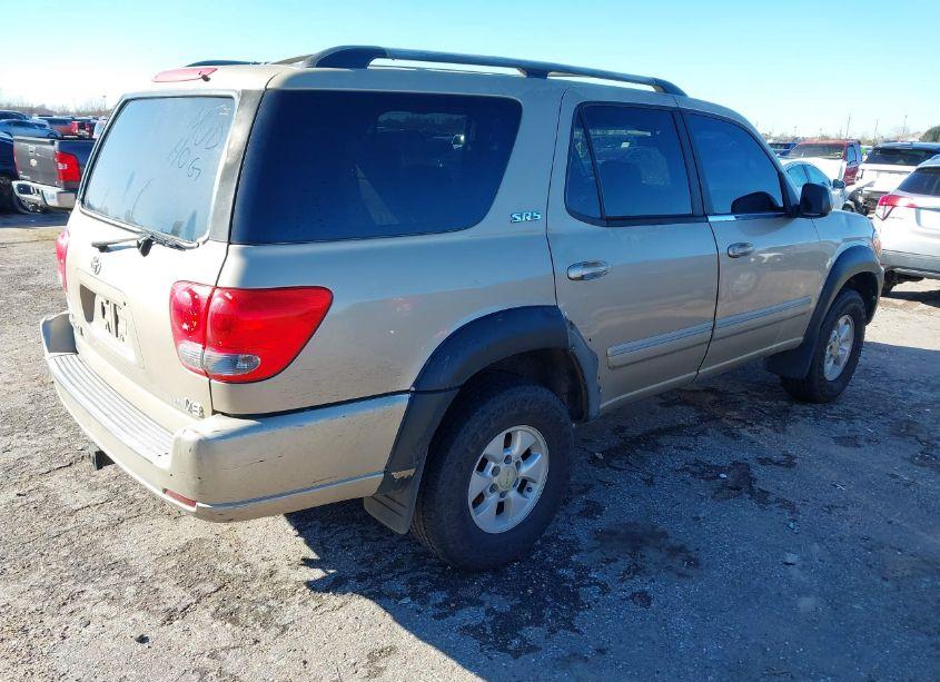 Photo 4 of 2005 Toyota Sequoia SR5 V8 (VIN 5TDZT34A35S246838)