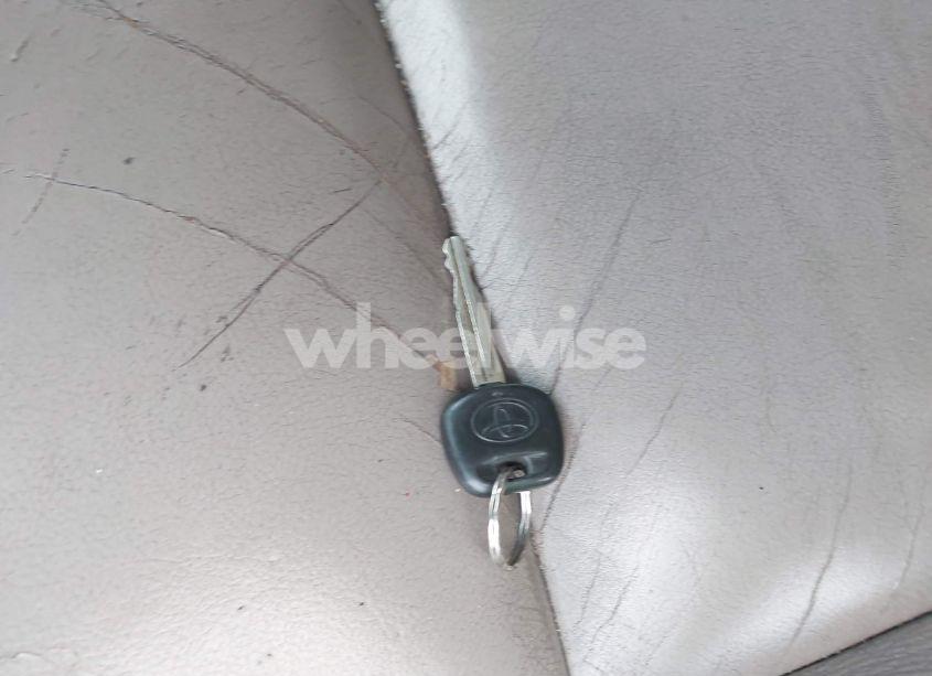 Photo 11 of 2006 Toyota Sequoia SR5 V8 (VIN 5TDZT34A36S275855)