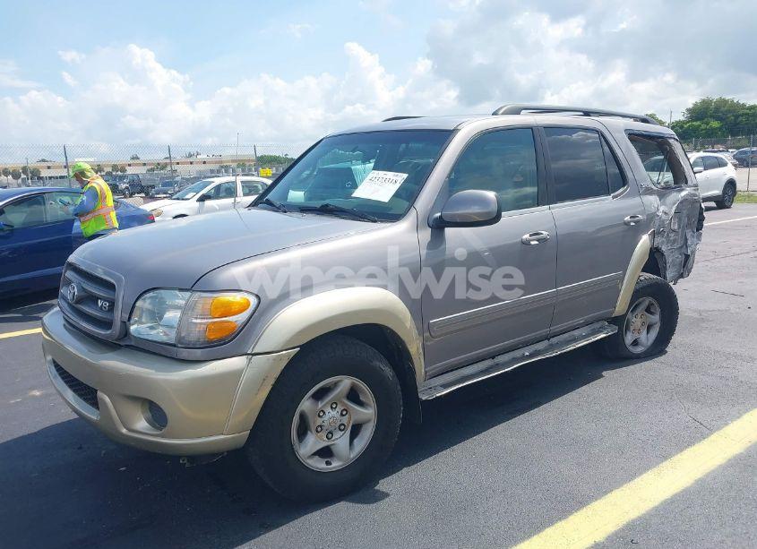 Photo 2 of 2001 Toyota Sequoia SR5 V8 (VIN 5TDZT34A41S019250)