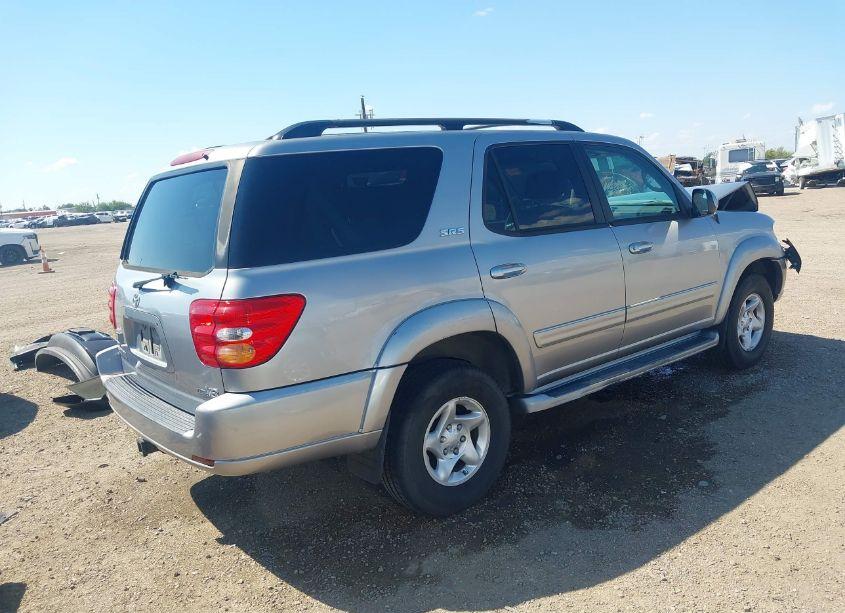Photo 4 of 2001 Toyota Sequoia SR5 V8 (VIN 5TDZT34A41S051406)