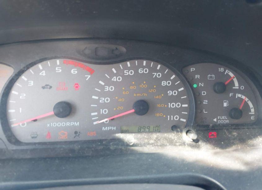 Photo 7 of 2001 Toyota Sequoia SR5 V8 (VIN 5TDZT34A41S051406)