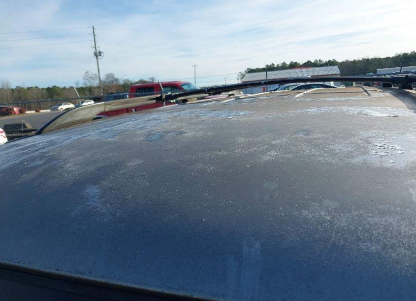 Photo 16 of 2003 Toyota Sequoia SR5 V8 (VIN 5TDZT34A43S145076)