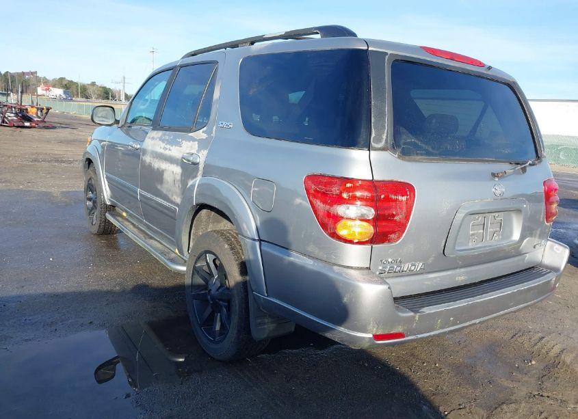 Photo 3 of 2003 Toyota Sequoia SR5 V8 (VIN 5TDZT34A43S145076)