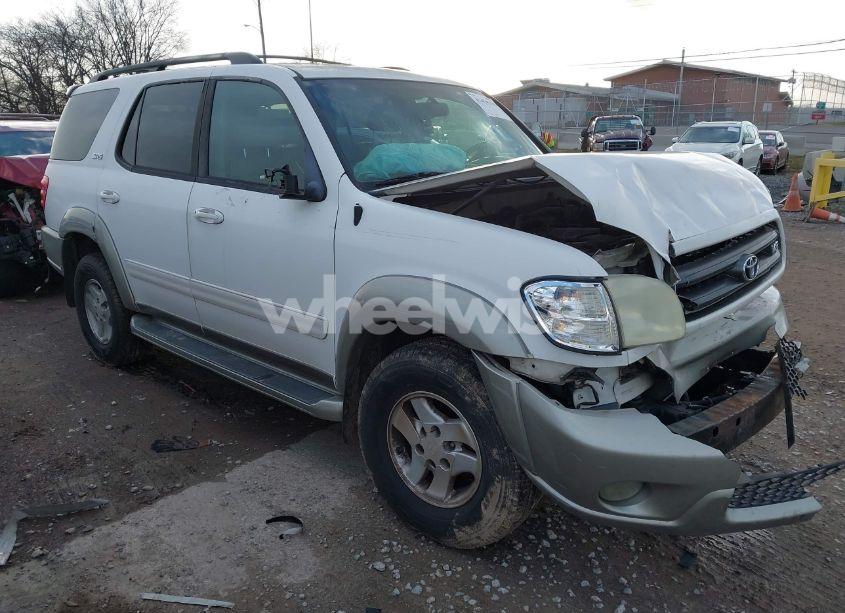 2004 Toyota Sequoia SR5 V8 (VIN 5TDZT34A44S209327) main photo