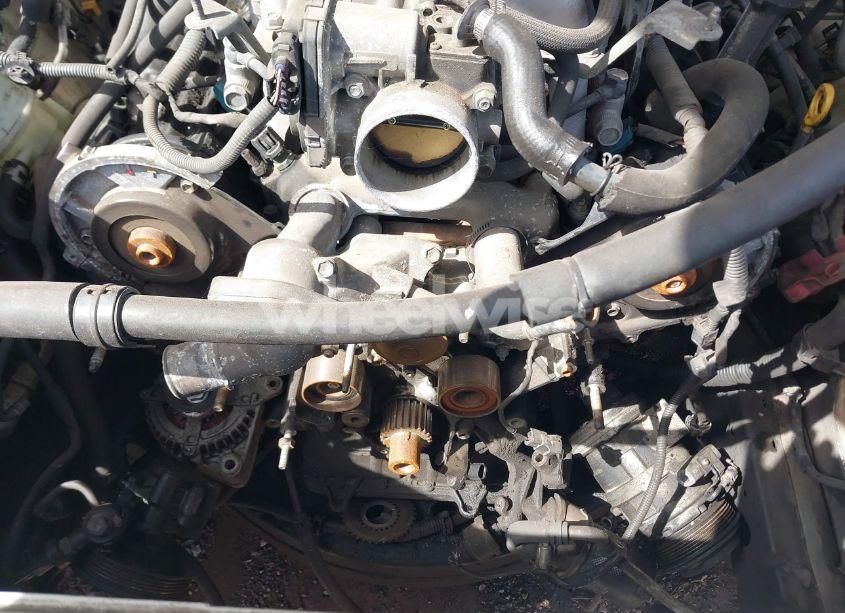 Photo 12 of 2004 Toyota Sequoia SR5 V8 (VIN 5TDZT34A44S211112)