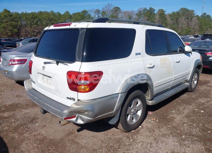 Photo 6 of 2004 Toyota Sequoia SR5 V8 (VIN 5TDZT34A44S211112)