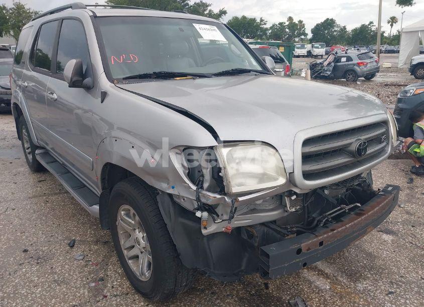 Photo 6 of 2004 Toyota Sequoia SR5 V8 (VIN 5TDZT34A44S226788)
