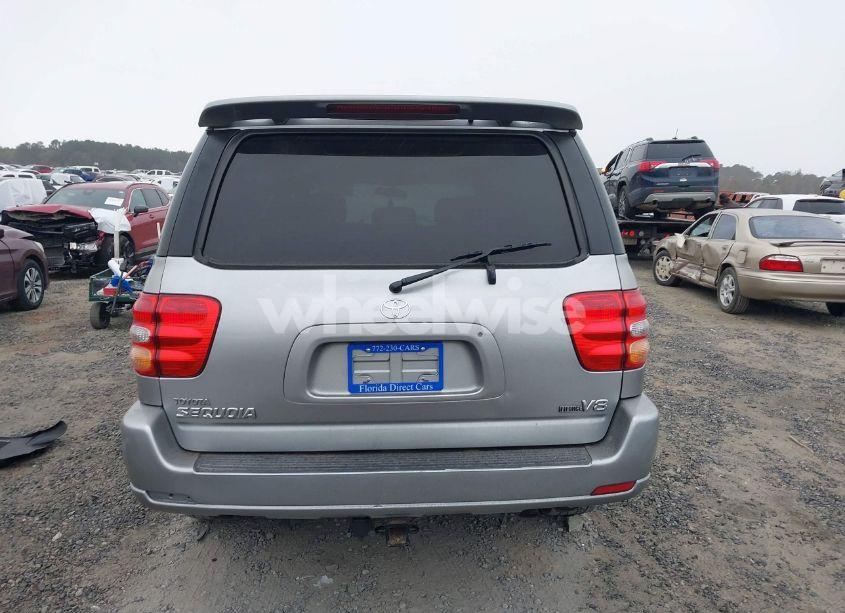 Photo 16 of 2004 Toyota Sequoia SR5 V8 (VIN 5TDZT34A44S233790)