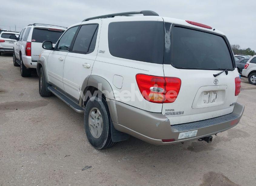 Photo 3 of 2004 Toyota Sequoia SR5 V8 (VIN 5TDZT34A44S234566)