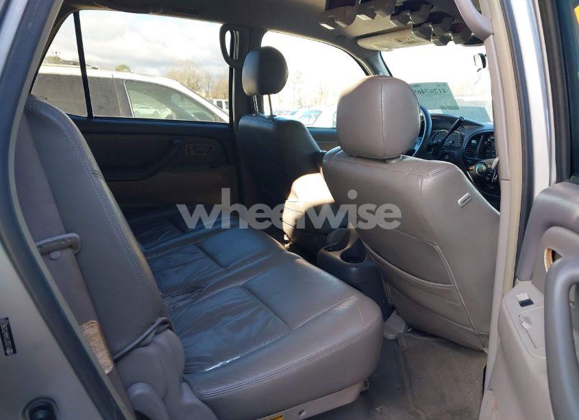 Photo 8 of 2007 Toyota Sequoia SR5 V8 (VIN 5TDZT34A47S296280)