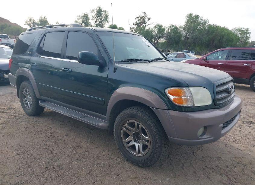 2002 Toyota Sequoia SR5 V8 (VIN 5TDZT34A52S093696) main photo
