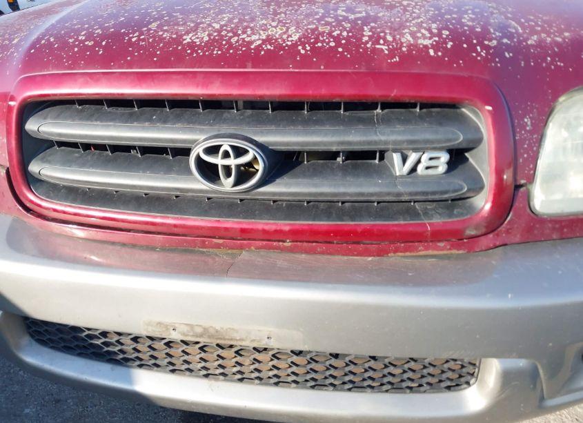Photo 14 of 2002 Toyota Sequoia SR5 V8 (VIN 5TDZT34A52S108553)