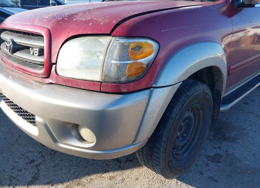 Photo 15 of 2002 Toyota Sequoia SR5 V8 (VIN 5TDZT34A52S108553)