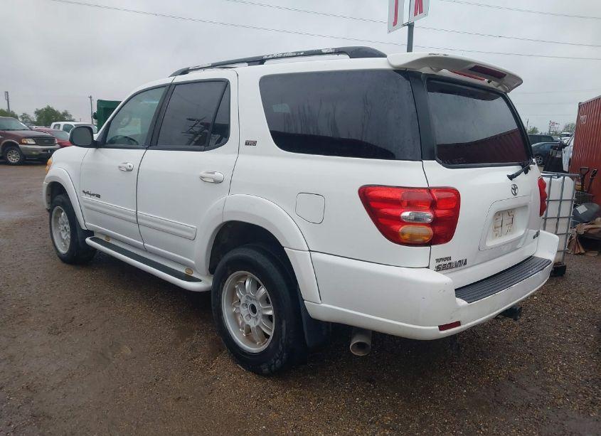 Photo 3 of 2002 Toyota Sequoia SR5 (VIN 5TDZT34A52S126650)