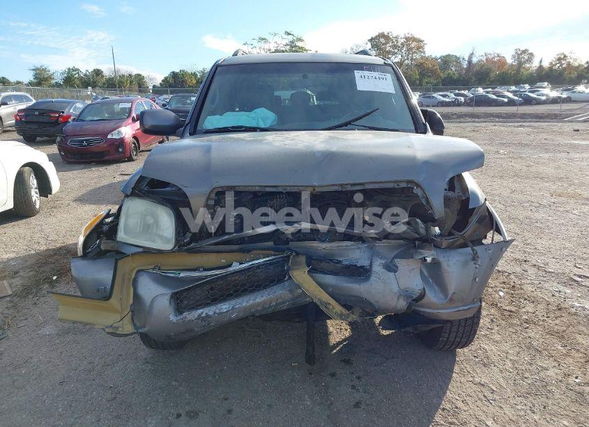 Photo 12 of 2003 Toyota Sequoia SR5 V8 (VIN 5TDZT34A53S156622)