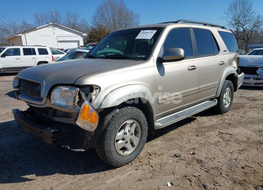 Photo 2 of 2004 Toyota Sequoia SR5 V8 (VIN 5TDZT34A54S216741)