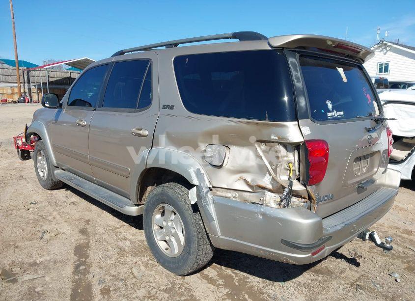 Photo 3 of 2004 Toyota Sequoia SR5 V8 (VIN 5TDZT34A54S216741)