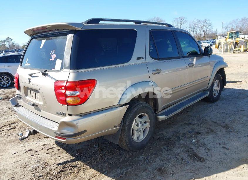 Photo 4 of 2004 Toyota Sequoia SR5 V8 (VIN 5TDZT34A54S216741)