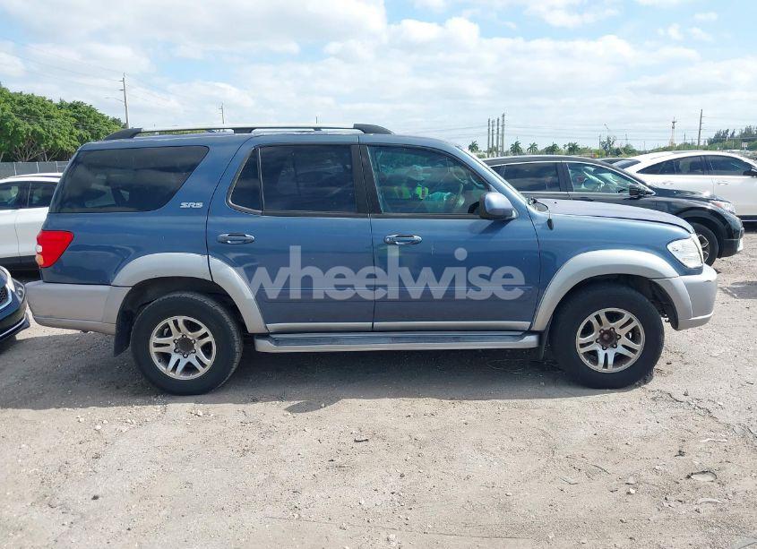 Photo 13 of 2004 Toyota Sequoia SR5 V8 (VIN 5TDZT34A54S233006)