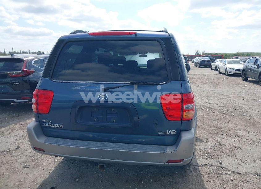Photo 16 of 2004 Toyota Sequoia SR5 V8 (VIN 5TDZT34A54S233006)