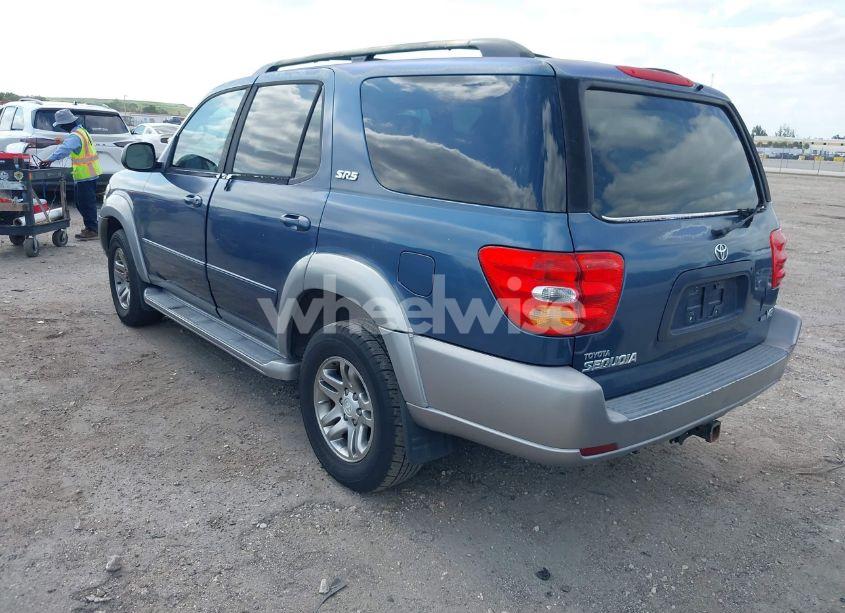 Photo 3 of 2004 Toyota Sequoia SR5 V8 (VIN 5TDZT34A54S233006)