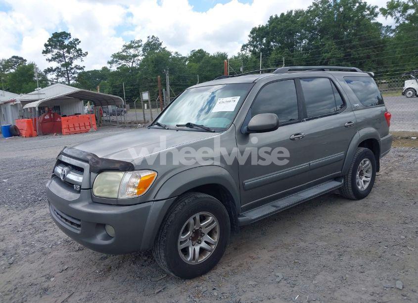 Photo 6 of 2005 Toyota Sequoia SR5 V8 (VIN 5TDZT34A55S254679)