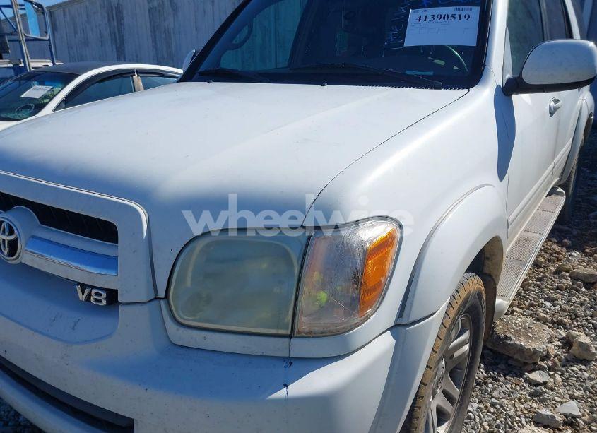 Photo 6 of 2006 Toyota Sequoia SR5 V8 (VIN 5TDZT34A56S276120)