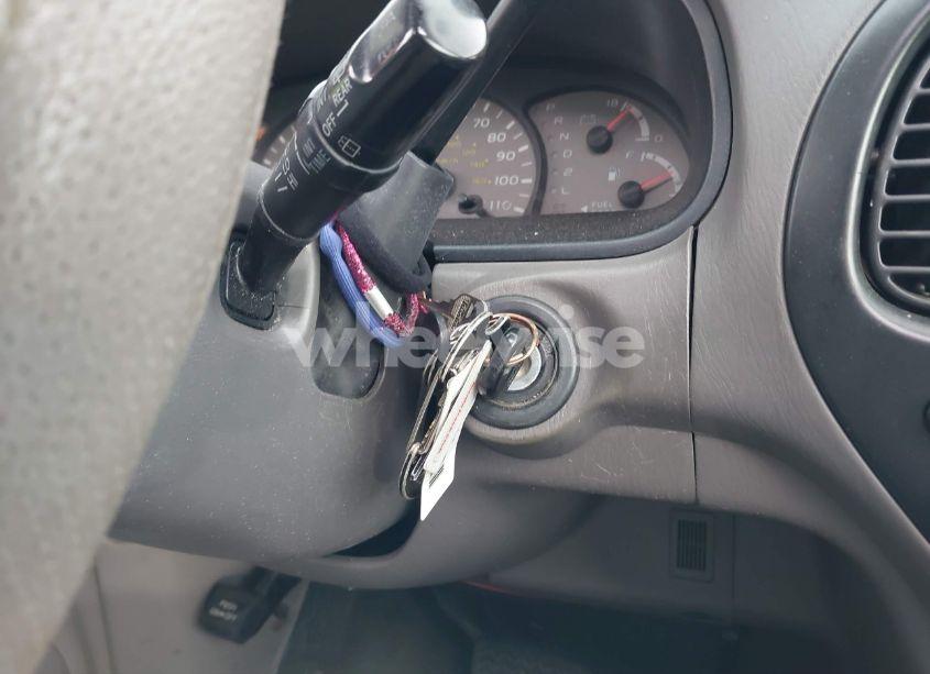 Photo 11 of 2003 Toyota Sequoia SR5 V8 (VIN 5TDZT34A63S151851)