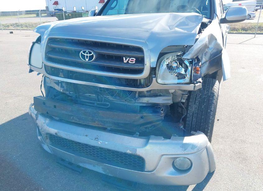 Photo 6 of 2003 Toyota Sequoia SR5 V8 (VIN 5TDZT34A63S168326)