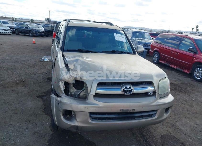 Photo 13 of 2005 Toyota Sequoia SR5 V8 (VIN 5TDZT34A65S250768)