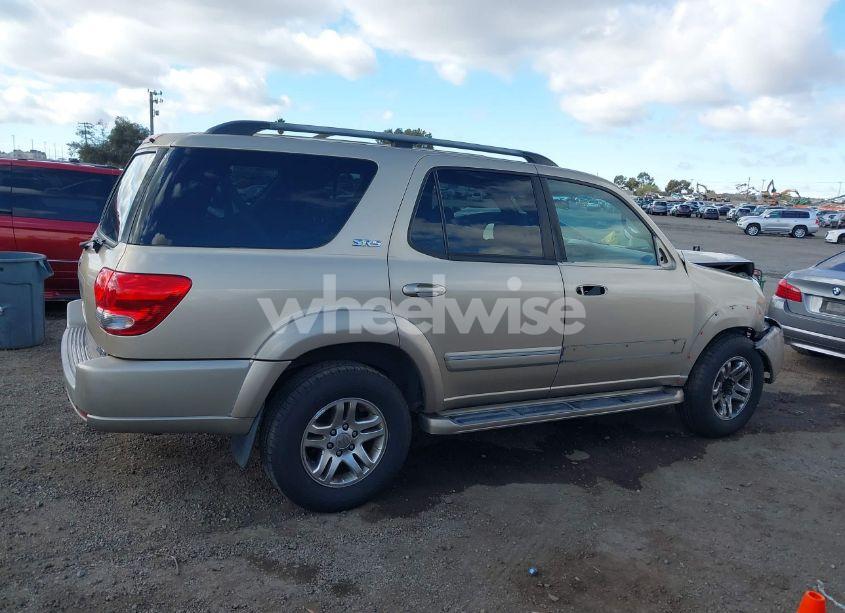 Photo 14 of 2005 Toyota Sequoia SR5 V8 (VIN 5TDZT34A65S250768)
