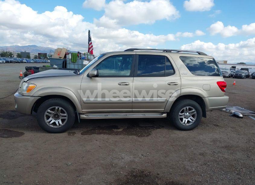 Photo 15 of 2005 Toyota Sequoia SR5 V8 (VIN 5TDZT34A65S250768)