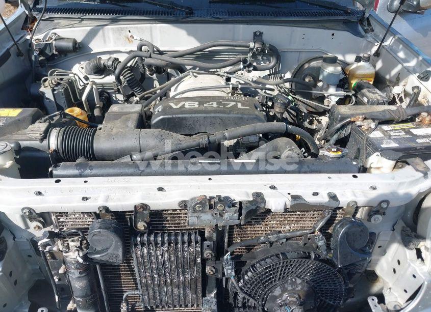 Photo 10 of 2001 Toyota Sequoia SR5 V8 (VIN 5TDZT34A71S028573)