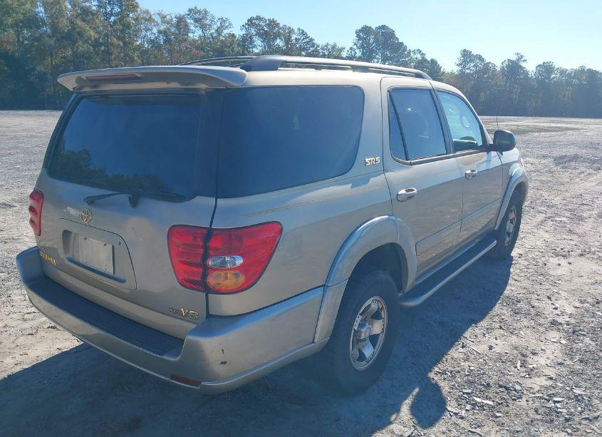 Photo 4 of 2003 Toyota Sequoia SR5 V8 (VIN 5TDZT34A73S156184)