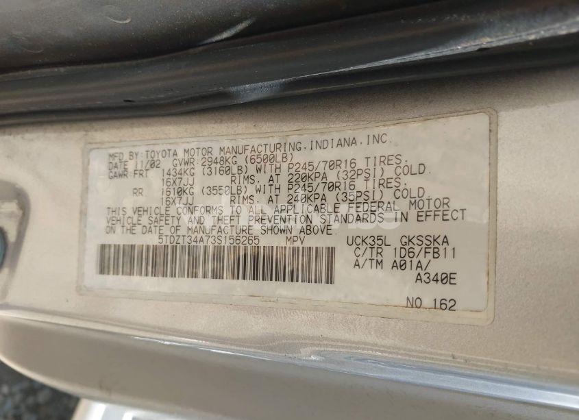 Photo 9 of 2003 Toyota Sequoia SR5 V8 (VIN 5TDZT34A73S156265)